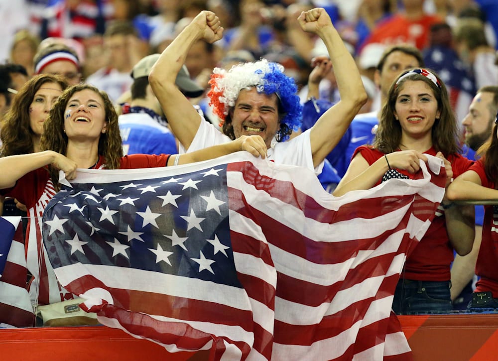 upptäck hur usa satsar på "amerika först" och affärer inför vm i fotboll 2026.