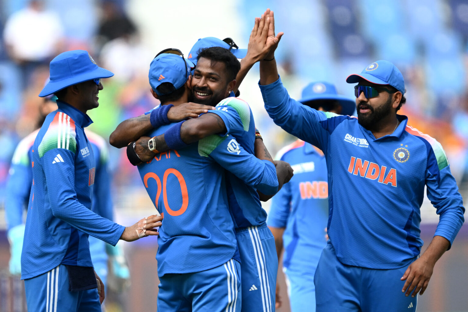 pakistan bojkottar indien i t20-vm, vilket skapar spänning och kontrovers i cricketvärlden.