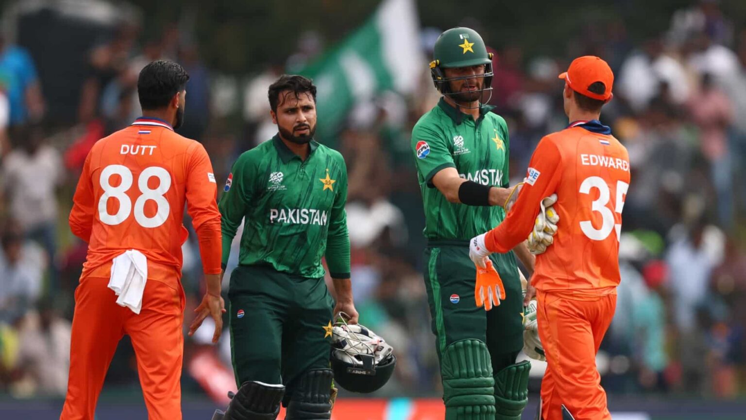 få all information om pakistan vs usa t20 vm 2026, inklusive matchtid och laguppställningar. missa inte spännande cricketaction och uppdateringar inför matchen.